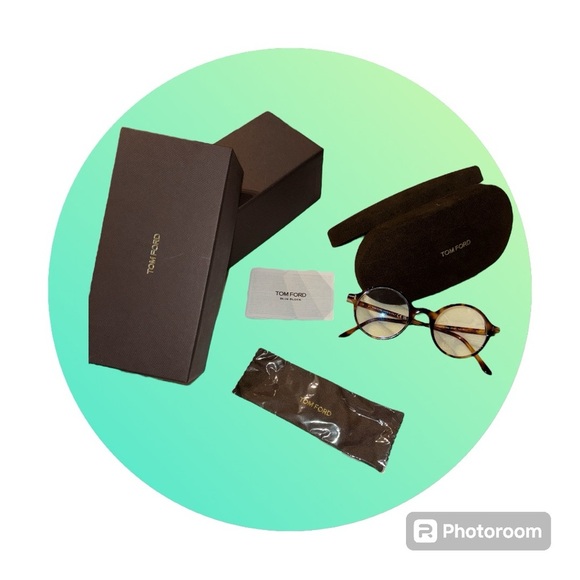 New
Tom Ford
FT5664-B Blue-Light Block 052 - Picture 1 of 8
